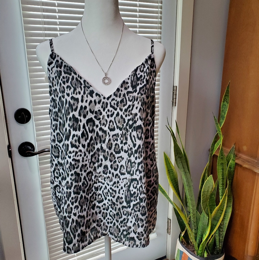 Socialite black and grey leopard print blouse size large